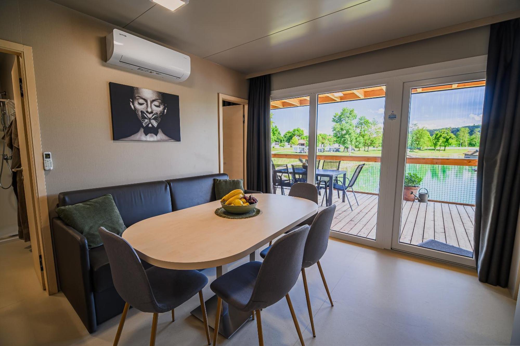 Deluxe Lake View Mobile Homes With Thermal Riviera Tickets Catez ob Savi Eksteriør billede