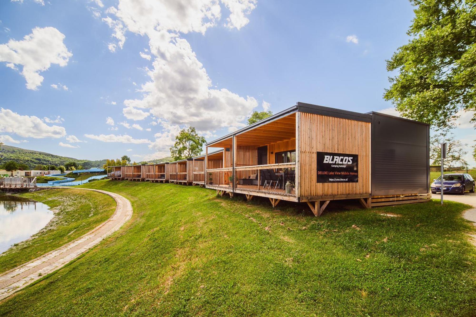 Deluxe Lake View Mobile Homes With Thermal Riviera Tickets Catez ob Savi Eksteriør billede