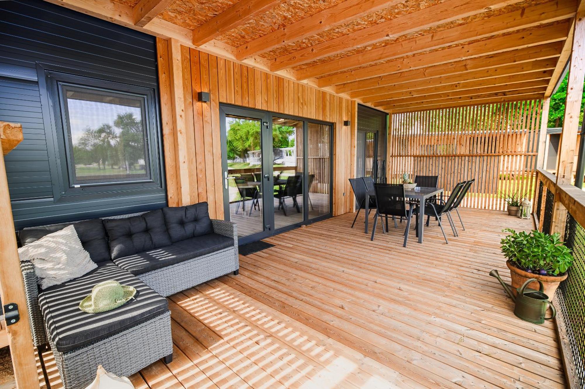 Deluxe Lake View Mobile Homes With Thermal Riviera Tickets Catez ob Savi Eksteriør billede